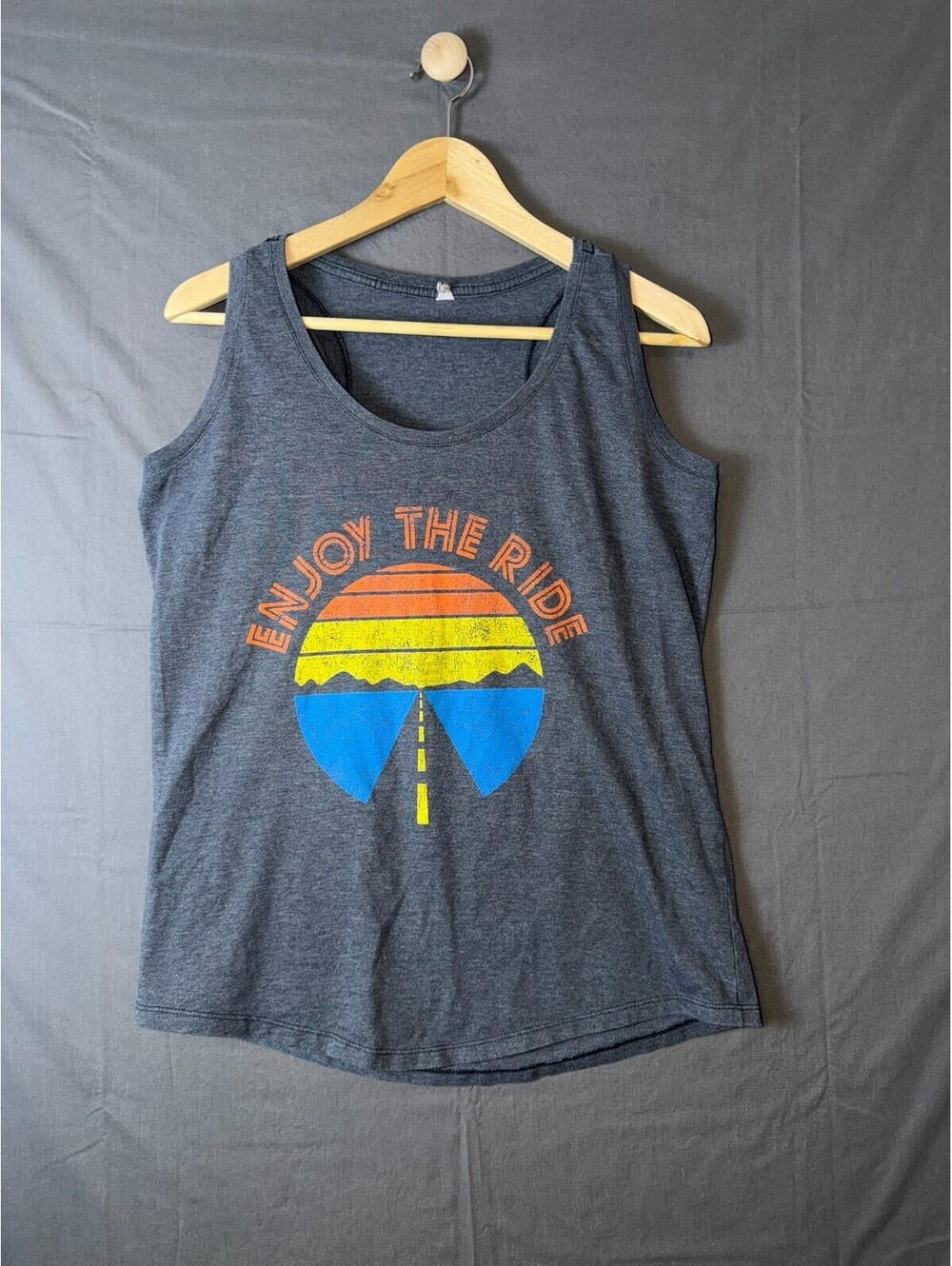 Enjoy the Ride Graphic Tank Top Sunset Mountain Road Gray Sleeveless Size L